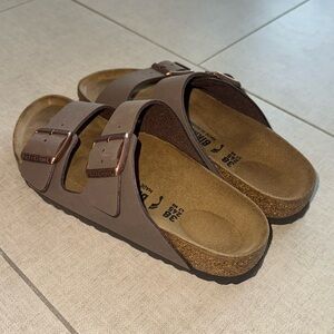Birkenstocks narrow fit size 38 Arizona US women’s size 7, men’s size 5